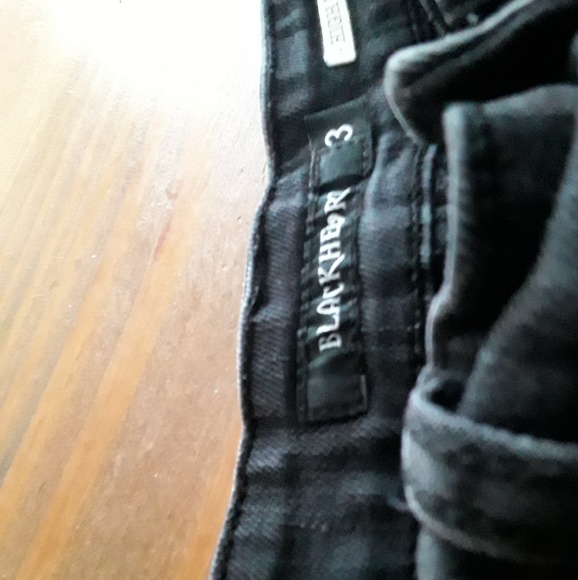 Hot topic shorts - Picture 3 of 3